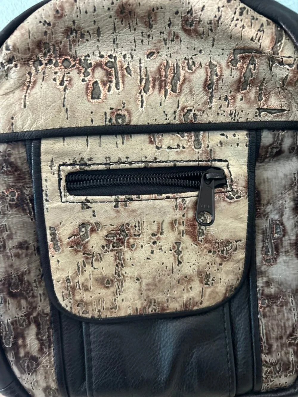 D'Onofrio Vintage Convertible Backpack Sling Bag Bark Texture Leather USA